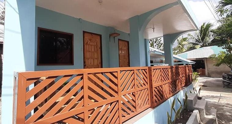 A&C Aquino Guesthouse Moalboal Bagian luar foto